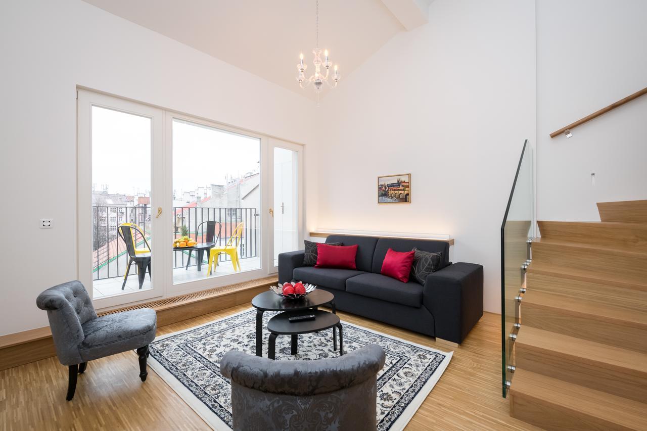 Love To Live Apartments Praga Exterior foto